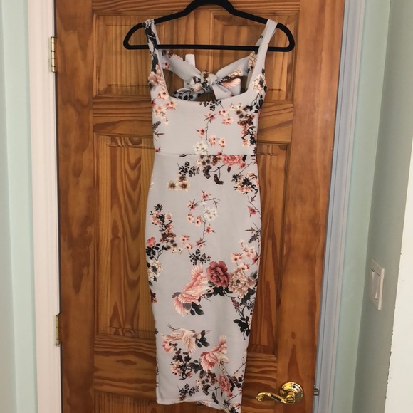 Pretty Little Thing: Floral Midi Dress 👗 *NEW* - Picture 3 of 8